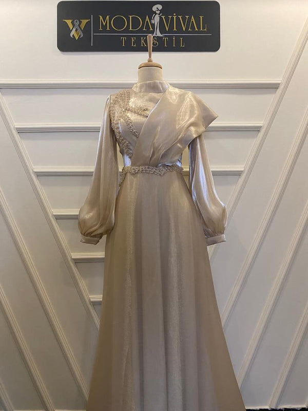BAŞAK Abendkleid - Fliegender Stoff